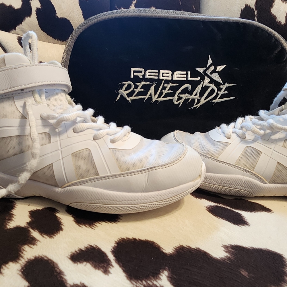 Rebel Renegade Women's White Athletic Shoes